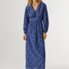 Abito lungo con stampa Paisley Abito lungo con stampa Paisley