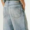Bermuda in denim dalla vestibilità ampia Bermuda in denim dalla vestibilità ampia