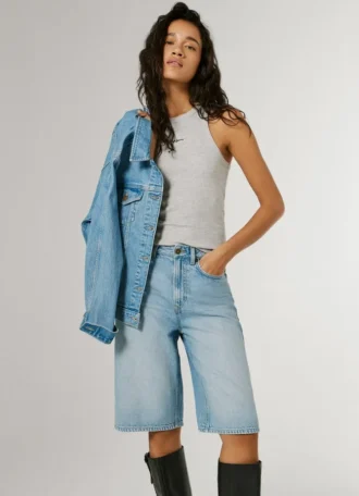 Bermuda in denim dalla vestibilità comoda