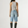 Bermuda in denim dalla vestibilità comoda Bermuda in denim dalla vestibilità comoda