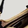Borsa a mezzaluna in rafia