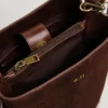 Borsa a secchiello in pelle scamosciata