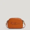 Borsa a tracolla effetto pelle con logo Borsa a tracolla effetto pelle con logo