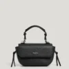 Borsa a tracolla effetto pelle con patta Borsa a tracolla effetto pelle con patta