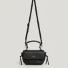 Borsa a tracolla effetto pelle con patta Borsa a tracolla effetto pelle con patta
