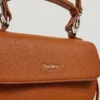 Borsa a tracolla effetto pelle con patta Borsa a tracolla effetto pelle con patta