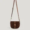 Borsa in pelle scamosciata con patta Borsa in pelle scamosciata con patta