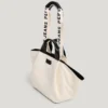 Borsa shopper con logo in rilievo Borsa shopper con logo in rilievo