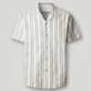 Camicia a righe con colletto cubano Camicia a righe con colletto cubano