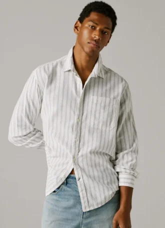 Camicia a righe dal taglio regolare