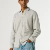 Camicia dalla vestibilità regolare con stampa geometrica Camicia dalla vestibilità regolare con stampa geometrica