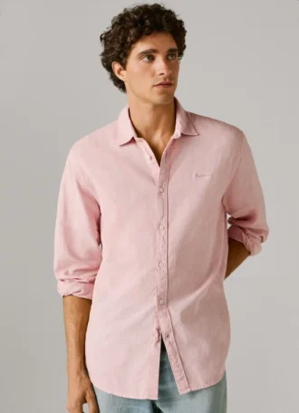 Camicia dalla vestibilità regolare tinta in capo