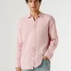 Camicia dalla vestibilità regolare tinta in capo Camicia dalla vestibilità regolare tinta in capo
