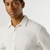 Camicia dalla vestibilità regolare tinta in capo Camicia dalla vestibilità regolare tinta in capo