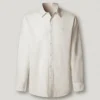 Camicia dalla vestibilità regolare tinta in capo Camicia dalla vestibilità regolare tinta in capo