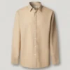 Camicia dalla vestibilità regolare tinta in capo Camicia dalla vestibilità regolare tinta in capo