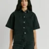 Camicia in denim dalla vestibilità comoda Camicia in denim dalla vestibilità comoda