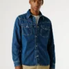 Camicia in denim dalla vestibilità regolare Camicia in denim dalla vestibilità regolare