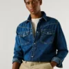 Camicia in denim dalla vestibilità regolare Camicia in denim dalla vestibilità regolare
