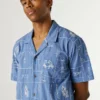 Camicia in popeline con colletto cubano