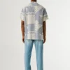 Camicia patchwork con colletto cubano Camicia patchwork con colletto cubano