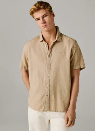 Camicia tinta in capo