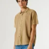 Camicia tinta in capo