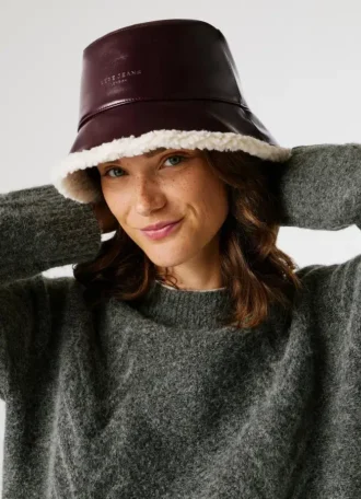 Cappello reversibile in ecopelle