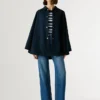 Cappotto a mantella con colletto a camicia Cappotto a mantella con colletto a camicia