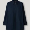 Cappotto a mantella con colletto a camicia Cappotto a mantella con colletto a camicia