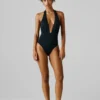 Costume da bagno con scollo all’americana