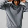 Felpa con cappuccio dalla vestibilità regolare Felpa con cappuccio dalla vestibilità regolare