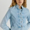 Giacca in denim con dettagli Ikat Giacca in denim con dettagli Ikat