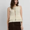Gilet all’uncinetto con frange Gilet all’uncinetto con frange
