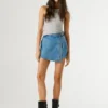 Gonna-pantaloncino in denim dalla vestibilità regolare Gonna-pantaloncino in denim dalla vestibilità regolare