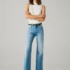 Jeans a vita alta e gamba svasata – Willa Jeans a vita alta e gamba svasata – Willa