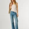 Jeans a vita alta e gamba svasata – Willa Jeans a vita alta e gamba svasata – Willa