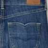 Jeans a vita alta e gamba svasata – Willa Jeans a vita alta e gamba svasata – Willa