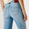 Jeans a vita alta e gamba svasata – Willa Jeans a vita alta e gamba svasata – Willa