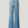 Jeans a vita alta e gamba svasata – Willa Jeans a vita alta e gamba svasata – Willa