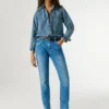 Jeans a vita alta e vestibilità affusolata – Viola Jeans a vita alta e vestibilità affusolata – Viola