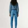 Jeans a vita alta e vestibilità affusolata – Viola Jeans a vita alta e vestibilità affusolata – Viola