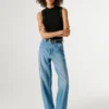 Jeans a vita alta e vestibilità ampia – Addison Jeans a vita alta e vestibilità ampia – Addison