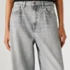 Jeans a vita alta e vestibilità ampia – Jaimy Jeans a vita alta e vestibilità ampia – Jaimy