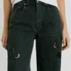 Jeans a vita alta e vestibilità dritta – Eden Jeans a vita alta e vestibilità dritta – Eden