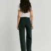 Jeans a vita alta e vestibilità dritta – Eden Jeans a vita alta e vestibilità dritta – Eden