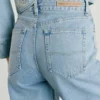 Jeans a vita alta e vestibilità dritta – Eden