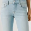 Jeans a vita bassa e gamba svasata – Pimlico
