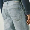 Jeans a vita bassa e vestibilità ampia – Helix Jeans a vita bassa e vestibilità ampia – Helix