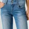 Jeans a vita bassa e vestibilità dritta – Venus